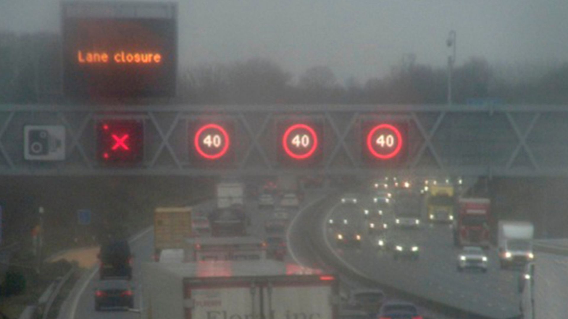 Motorists Fined Over £100,000 for Ignoring Smart Motorway Lane Closures Motorists Fined Over £100,000 for Ignoring Smart Motorway Lane Closures
