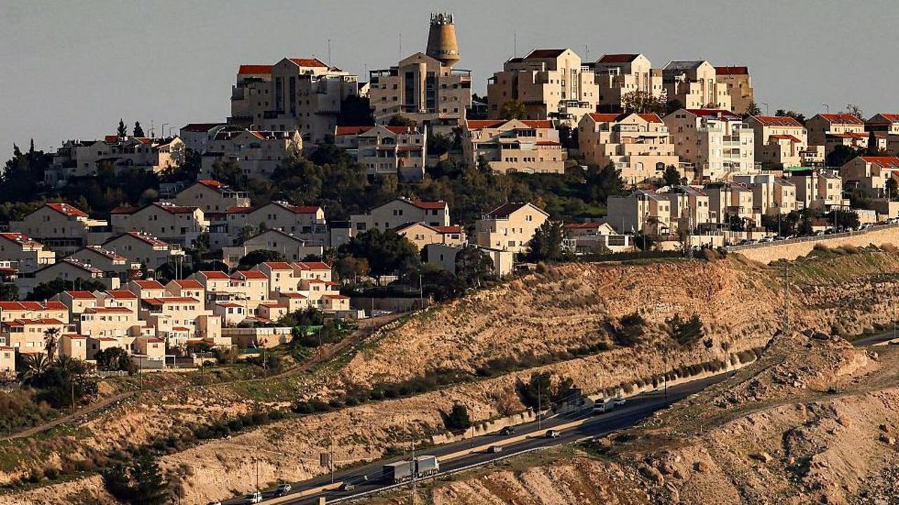Israel Initiates Tenders for Controversial West Bank Settlement Expansion