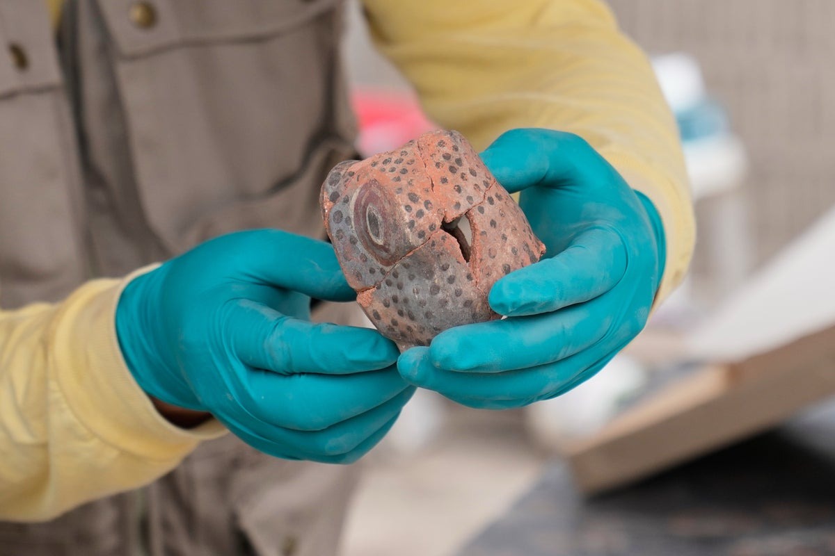 Ancient Ritual Offering: Archaeologists Discover Skeletal Remains Near Lima Pyramid Ancient Ritual Offering: Archaeologists Discover Skeletal Remains Near Lima Pyramid