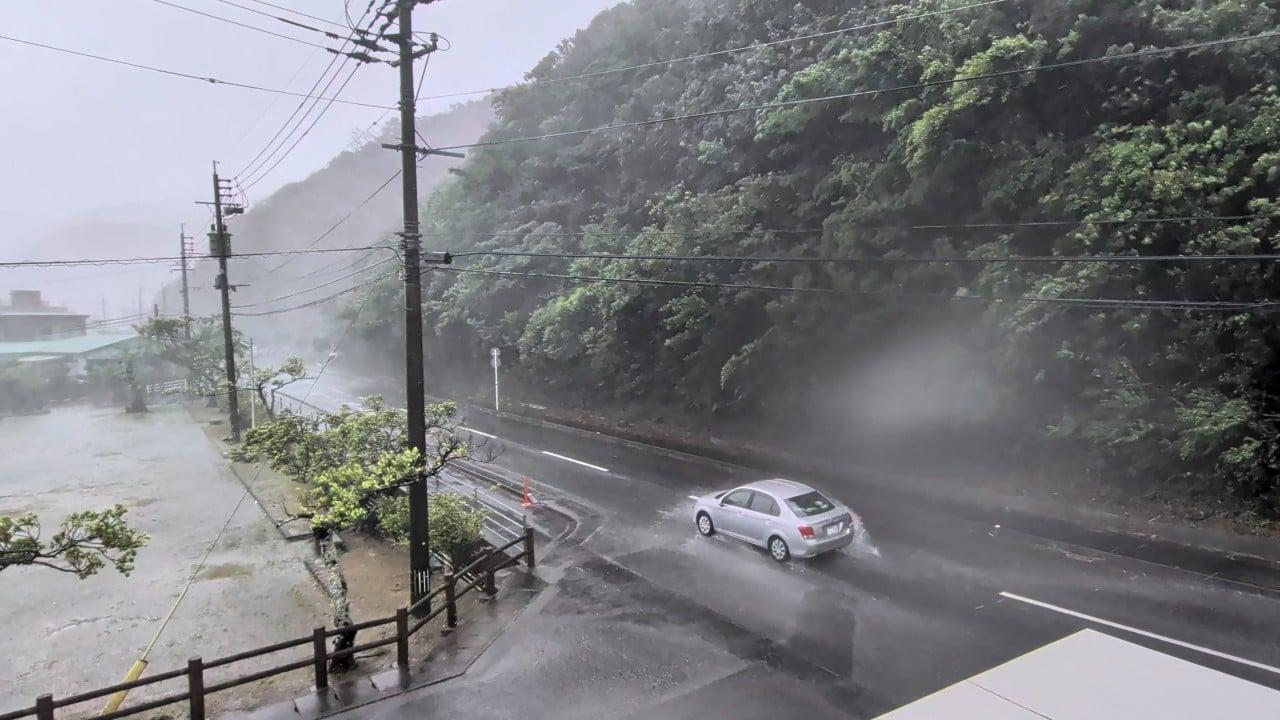Typhoon Dolphin Strands Hong Kong Tourists in Okinawa Facing Supply Shortages and Power Cuts
