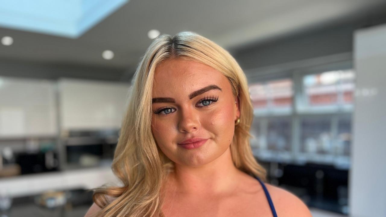 14-Year-Old Advocates for Awareness After Dismissed Endometriosis Diagnosis 14-Year-Old Advocates for Awareness After Dismissed Endometriosis Diagnosis