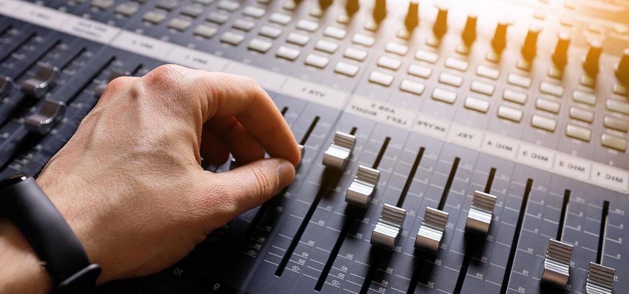 Australia Bans AI-Generated Songs from Music Charts Australia Bans AI-Generated Songs from Music Charts