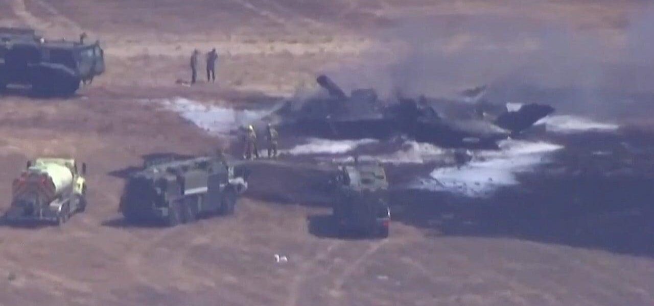 US Marine Corps F-35B Stealth Fighter Crashes in California, Pilot Ejects Safely US Marine Corps F-35B Stealth Fighter Crashes in California, Pilot Ejects Safely