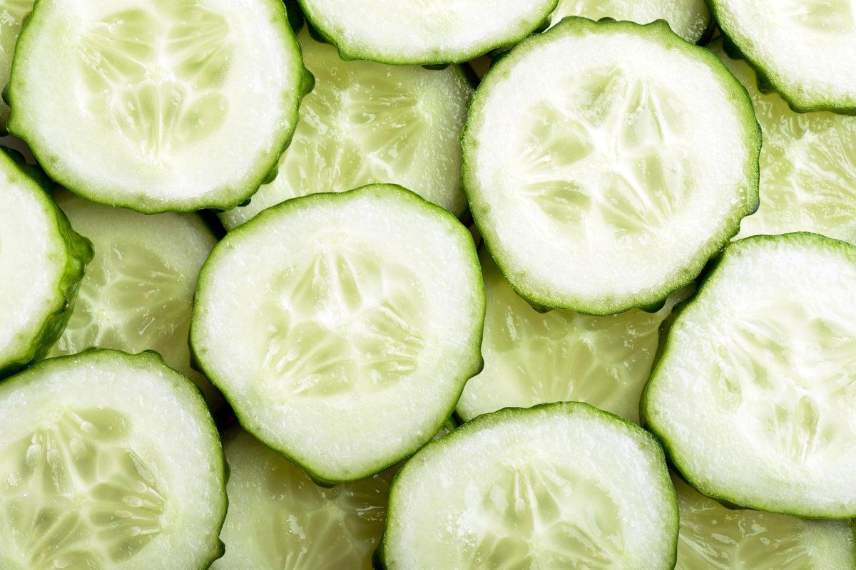 Record Heatwaves Alter Cucumber Shape and Increase Prices, Experts Warn Record Heatwaves Alter Cucumber Shape and Increase Prices, Experts Warn