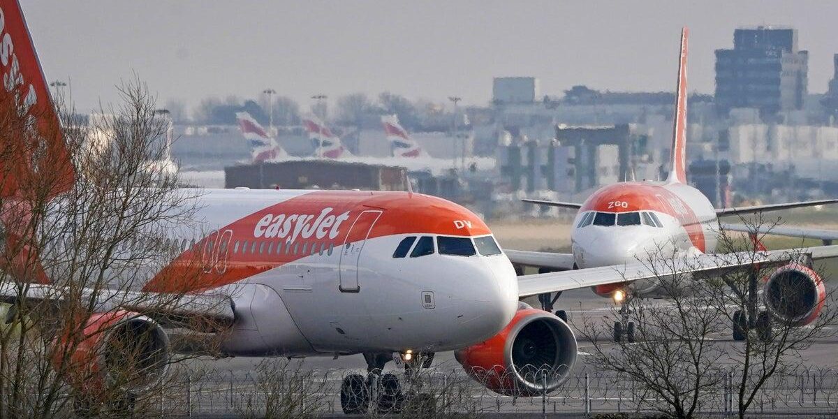 EasyJet Approves £5.7bn Apollo Acquisition Following Rival Bidder Withdrawal