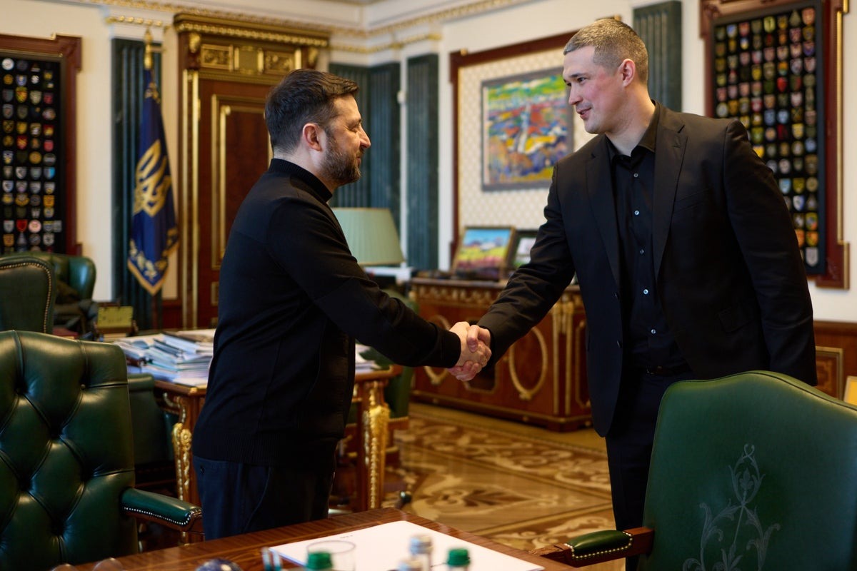 Ukraine’s Ousted Defense Minister Criticizes Zelensky, Calls for Wartime Elections Ukraine’s Ousted Defense Minister Criticizes Zelensky, Calls for Wartime Elections