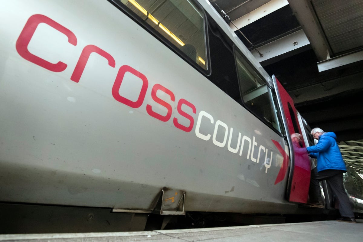 UK Rail Disruption: Power Cut Halts CrossCountry Train Services Nationwide UK Rail Disruption: Power Cut Halts CrossCountry Train Services Nationwide