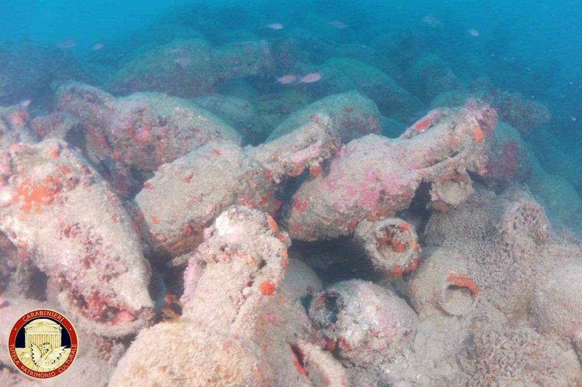 Ancient Roman Shipwreck, Over 2,000 Years Old, Discovered Off Sicily Coast Ancient Roman Shipwreck, Over 2,000 Years Old, Discovered Off Sicily Coast