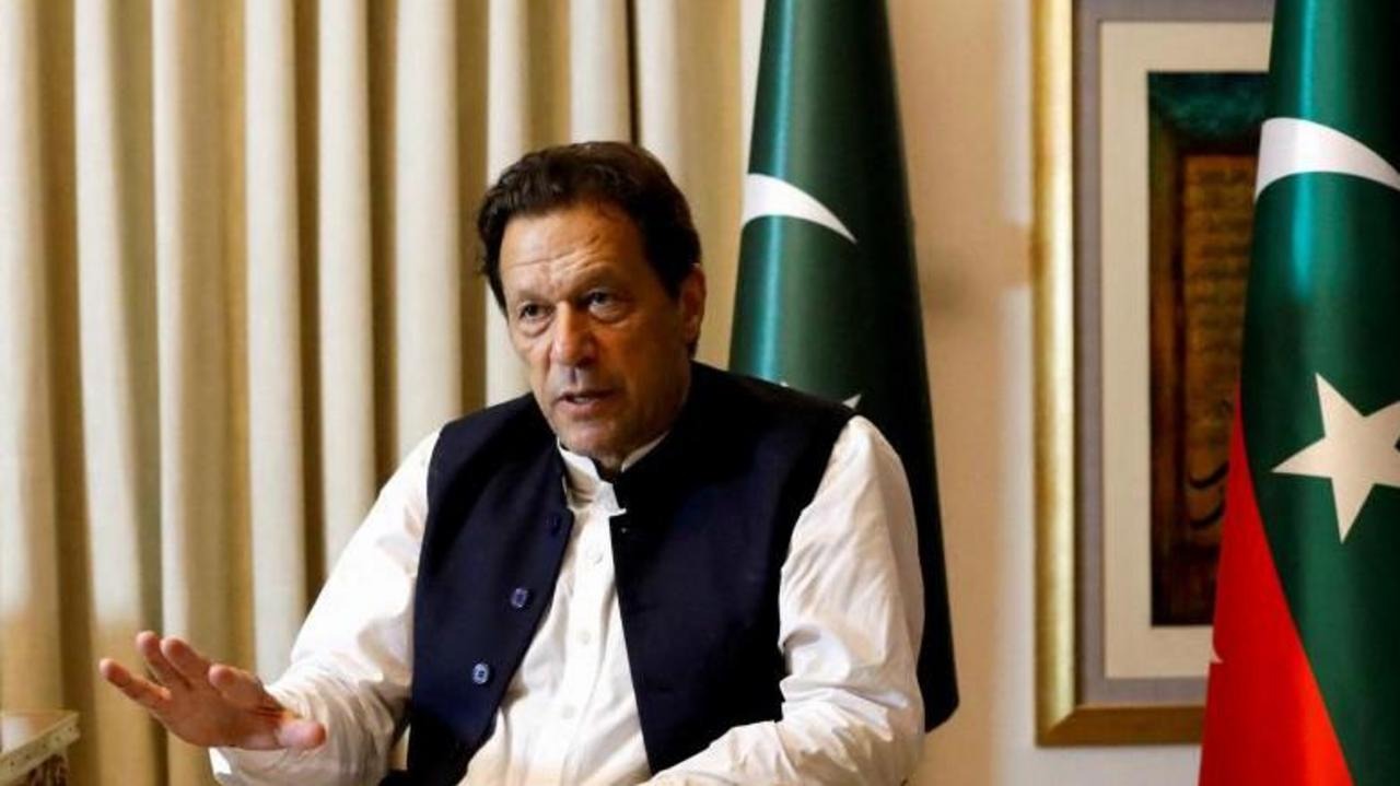 Pakistan Supreme Court Orders Transfer of Ex-PM Imran Khan to Hospital Pakistan Supreme Court Orders Transfer of Ex-PM Imran Khan to Hospital