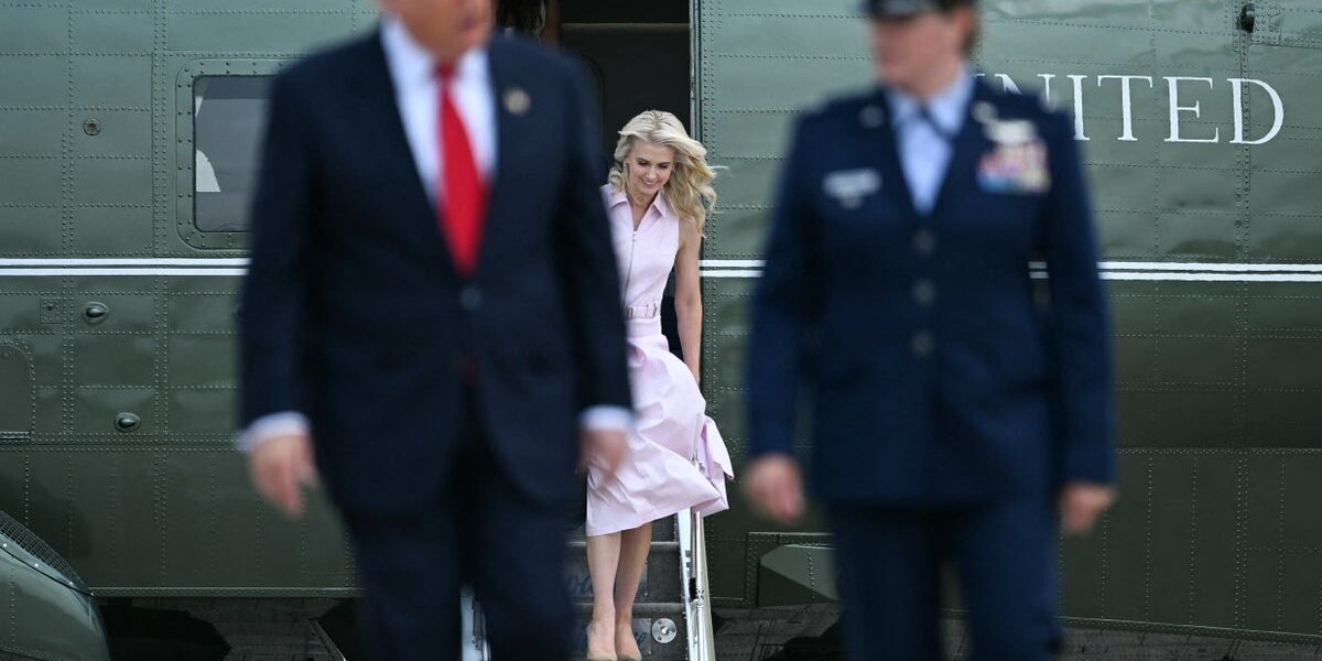 Trump’s Secret Plane Swap: Natalie Harp Among Handpicked Guests Trump’s Secret Plane Swap: Natalie Harp Among Handpicked Guests