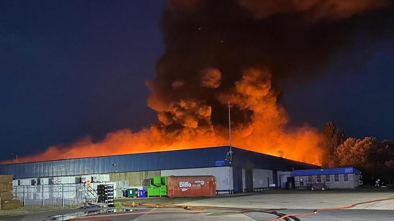 Emergency Services Battle Early Morning Warehouse Fire