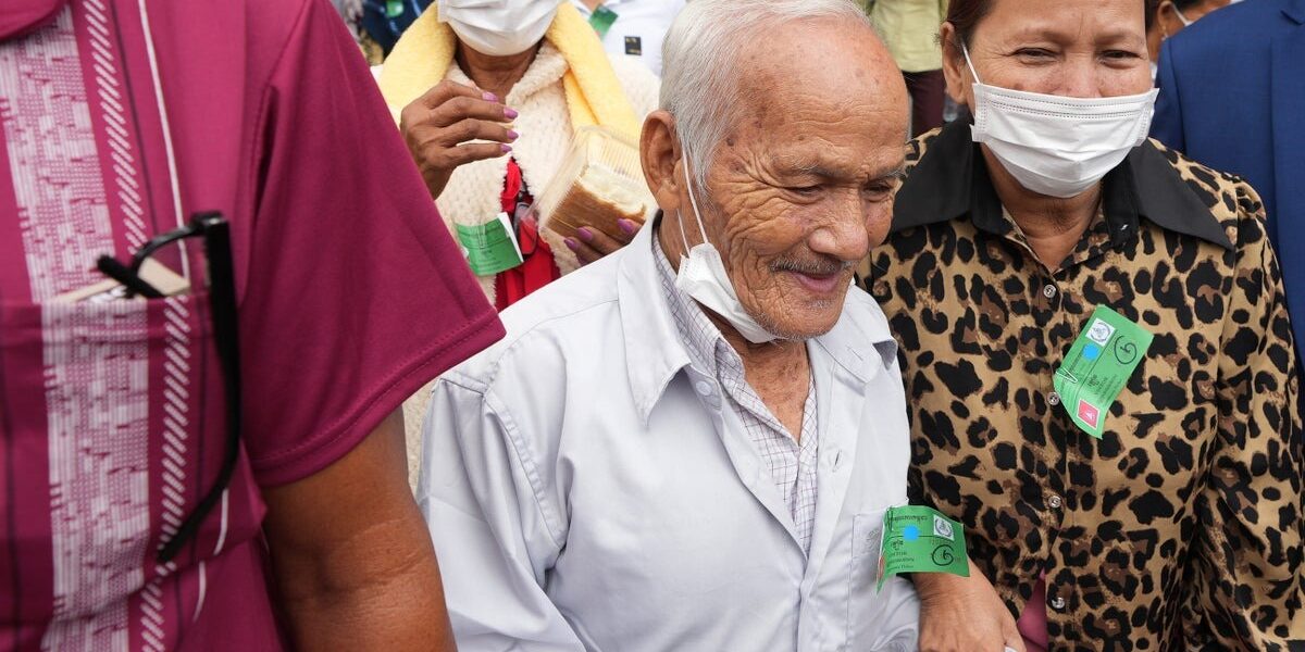 Cambodian Artist and Khmer Rouge Survivor Bou Meng Dies at 85 Cambodian Artist and Khmer Rouge Survivor Bou Meng Dies at 85