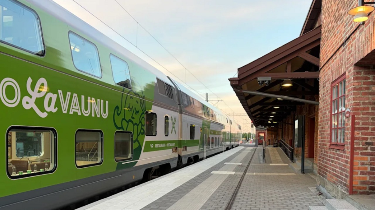 Historic Train Service Links Finland and Sweden After Decades Historic Train Service Links Finland and Sweden After Decades