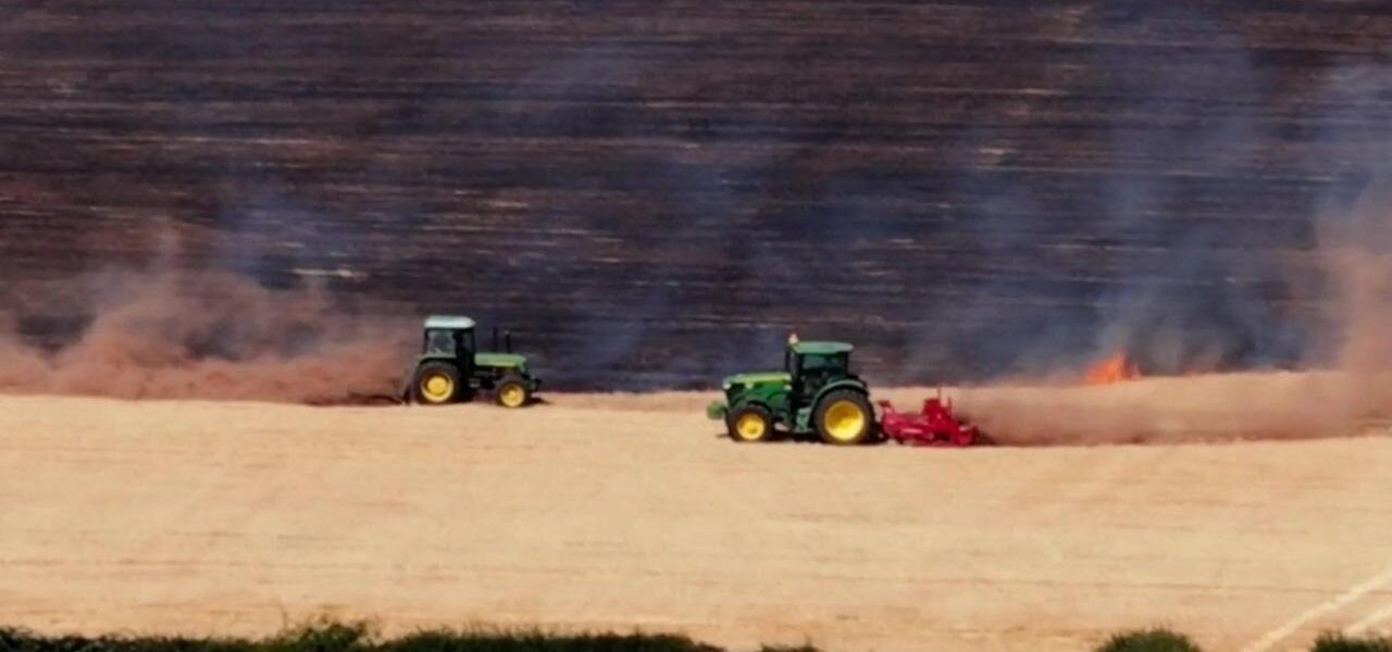 Farmers Lauded for Crucial Firebreaks in Stourbridge Blaze Farmers Lauded for Crucial Firebreaks in Stourbridge Blaze