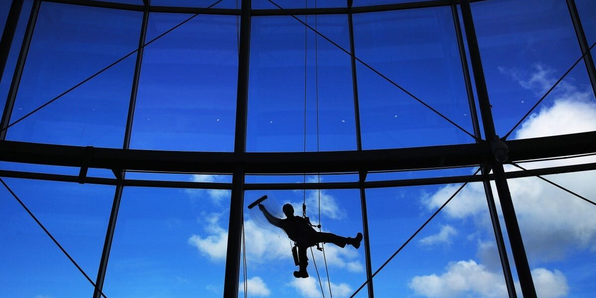 UK Government Considers New Water Restrictions for Car Washes, Pools, and Window Cleaners UK Government Considers New Water Restrictions for Car Washes, Pools, and Window Cleaners