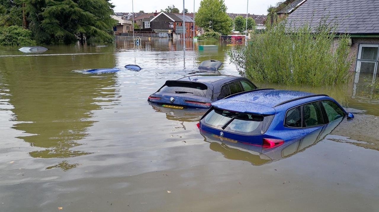 Severe Weather Alert: Flash Flooding Risk as Heavy Rain Hits UK