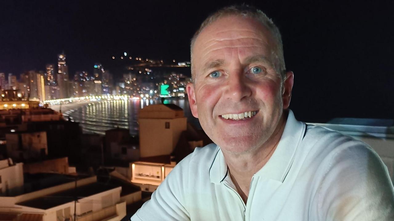 QR Code Scams Surge: Les Howard’s £60 Monthly Fraud Uncovered