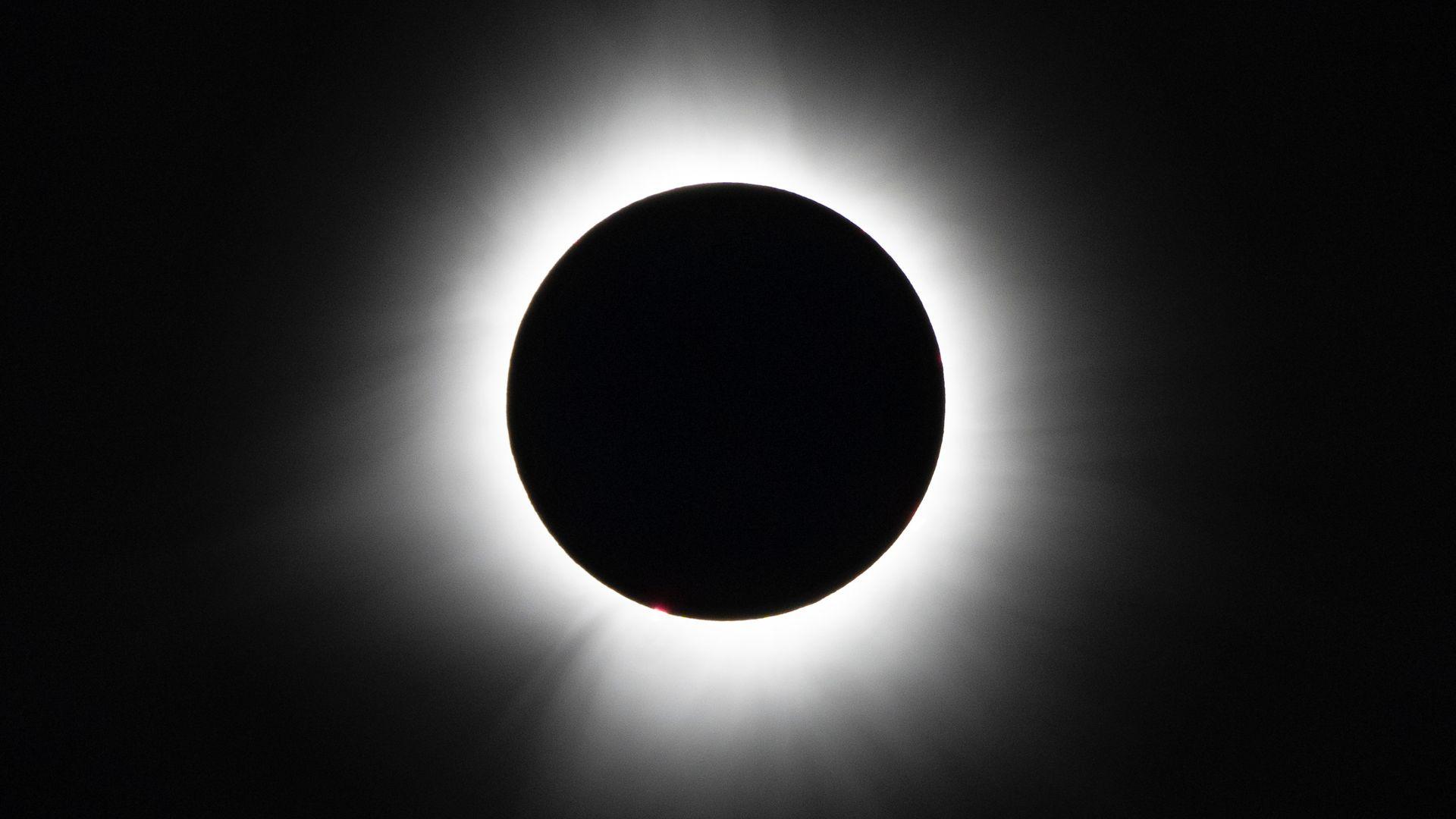Rare Solar Eclipse: Optimal Viewing Locations for the Celestial Event Rare Solar Eclipse: Optimal Viewing Locations for the Celestial Event