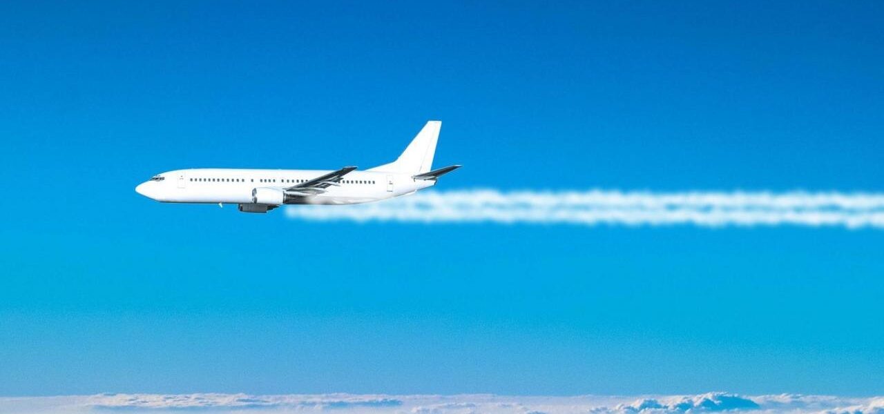 UK Trial Uses AI to Combat Climate-Warming Contrails from Aircraft UK Trial Uses AI to Combat Climate-Warming Contrails from Aircraft