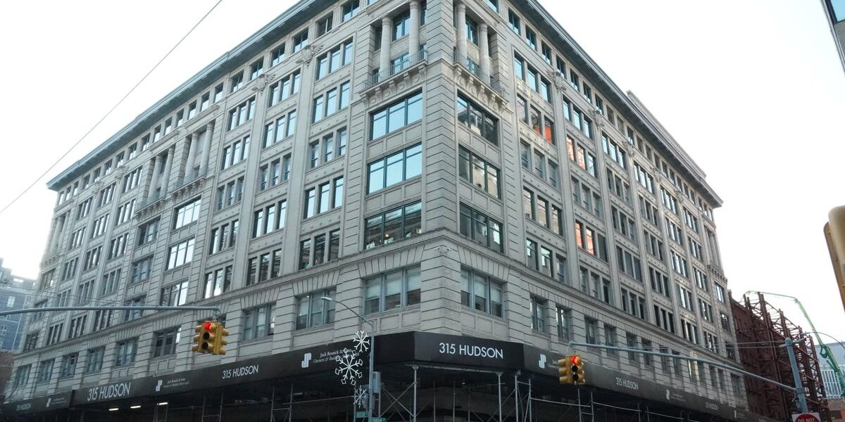 Brooklyn Man Faces Arson Charges After Self-Ignition in NYC Google Building Brooklyn Man Faces Arson Charges After Self-Ignition in NYC Google Building