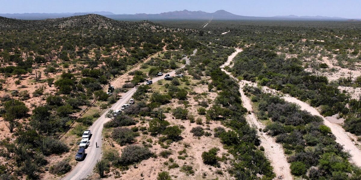 Arizona Desert Sees Record Migrant Deaths Despite Reduced Border Crossings Under Trump Arizona Desert Sees Record Migrant Deaths Despite Reduced Border Crossings Under Trump