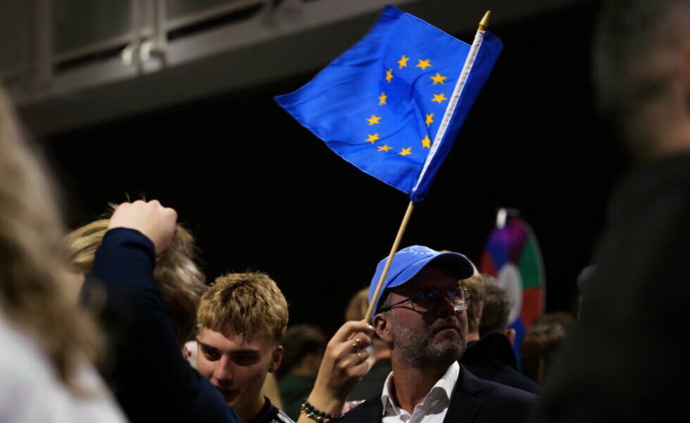Icelandic Voters Decide Against Resuming EU Membership Talks Icelandic Voters Decide Against Resuming EU Membership Talks