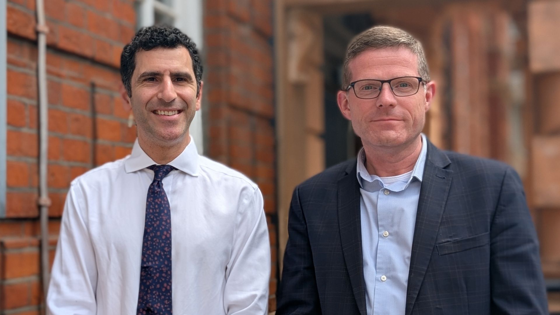 Groundbreaking AI-Assisted Surgery Saves British Man’s Sight Groundbreaking AI-Assisted Surgery Saves British Man’s Sight