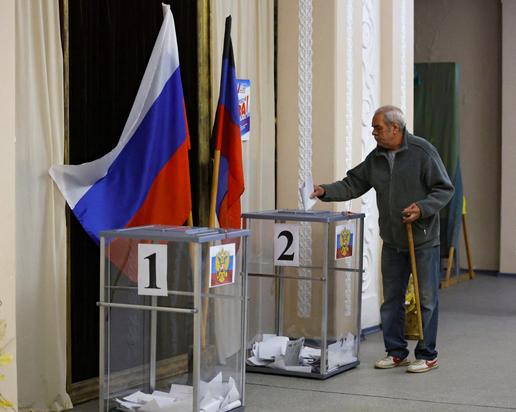 Russia Conducts Parliamentary Vote in Seized Ukrainian Territories Russia Conducts Parliamentary Vote in Seized Ukrainian Territories