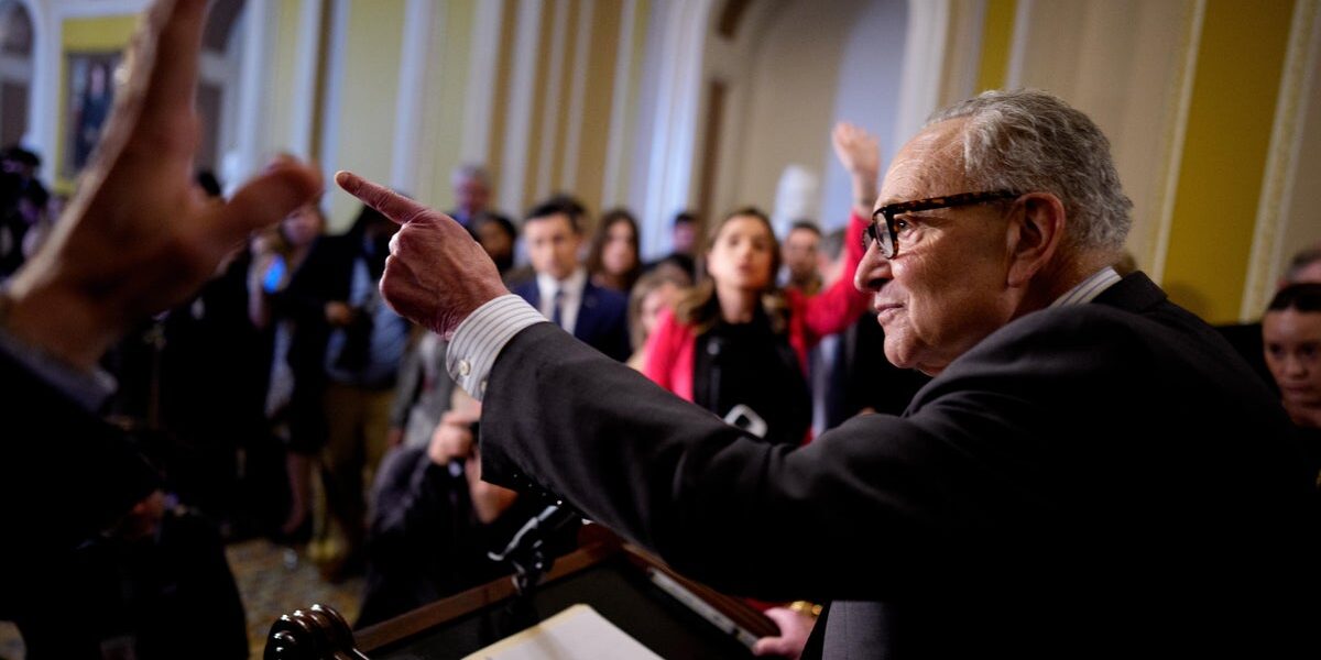 Senate Democrats Block GOP Stock Trading Bill Over Voter ID Provision Senate Democrats Block GOP Stock Trading Bill Over Voter ID Provision