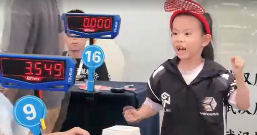6-Year-Old Chinese Girl Shatters Women’s Rubik’s Cube World Record in 4.27 Seconds 6-Year-Old Chinese Girl Shatters Women’s Rubik’s Cube World Record in 4.27 Seconds
