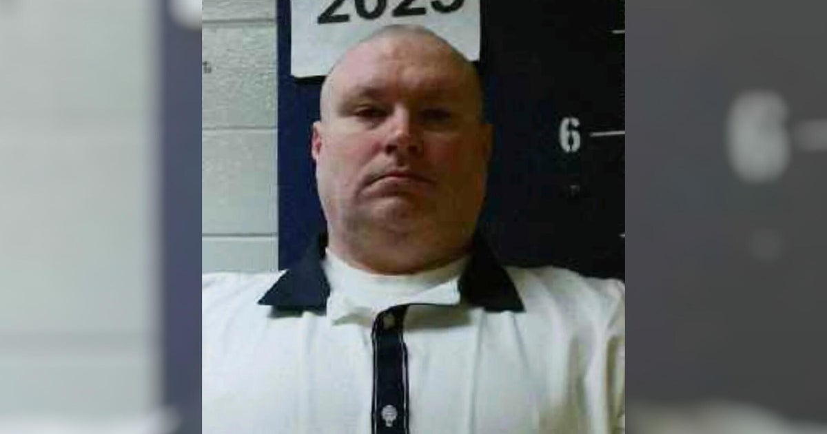 Georgia Execution Delayed as Inmate Seeks Sentence Review Under New Law Georgia Execution Delayed as Inmate Seeks Sentence Review Under New Law