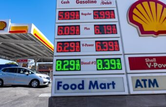 U.S. Economy Under Pressure: Key Risks Emerge as Inflation and Oil Prices Rise U.S. Economy Under Pressure: Key Risks Emerge as Inflation and Oil Prices Rise