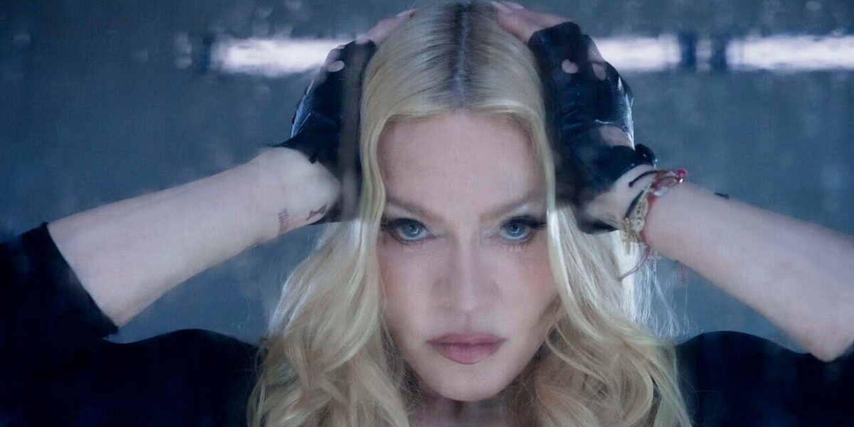 Madonna to Return to VMAs After 20 Years, Taylor Swift to Receive New Award Madonna to Return to VMAs After 20 Years, Taylor Swift to Receive New Award