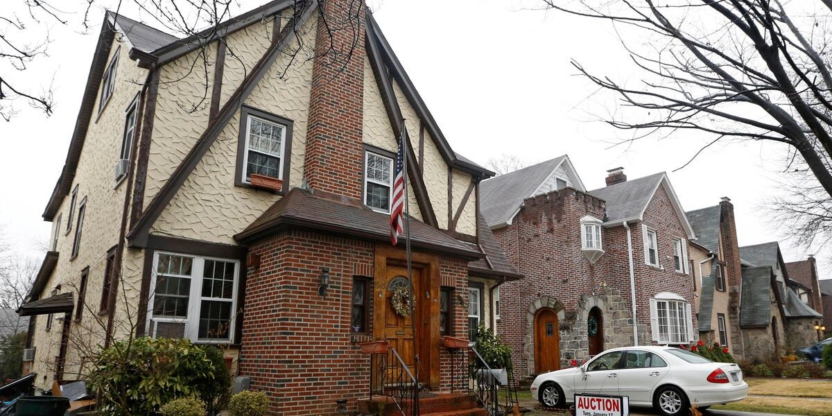Trump’s Queens Childhood Home Sells for .93M After Renovation Trump’s Queens Childhood Home Sells for .93M After Renovation