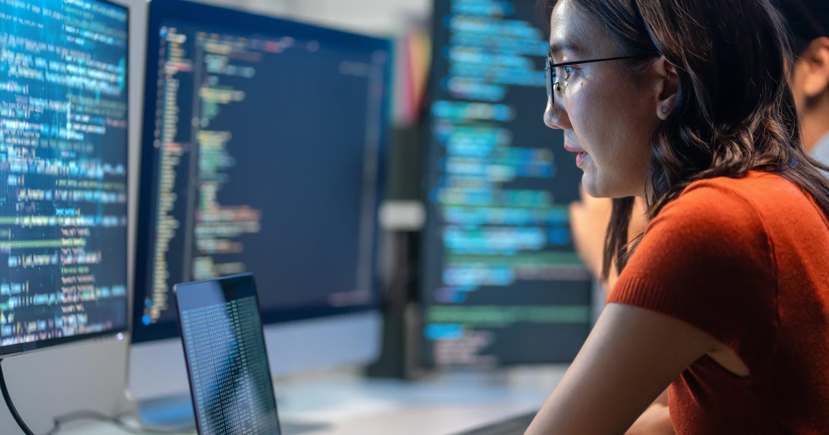 Could AI Take Over the Internet? Experts Weigh In