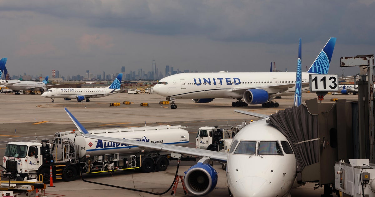Major Equipment Failure Triggers Widespread Flight Delays Across NYC Airports Major Equipment Failure Triggers Widespread Flight Delays Across NYC Airports