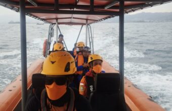 Five Journalists Missing After Speedboat Vanishes During Indonesia Volcano Coverage Five Journalists Missing After Speedboat Vanishes During Indonesia Volcano Coverage
