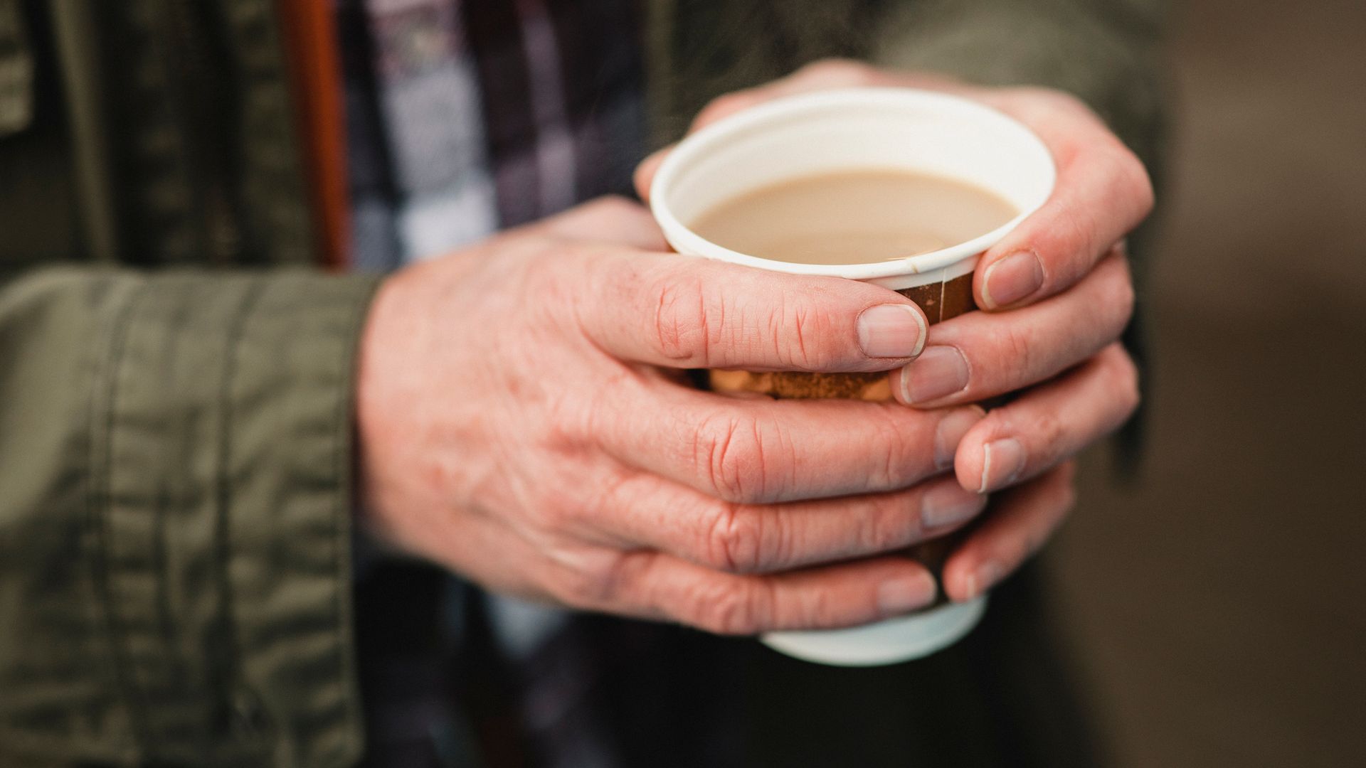 Consuming Very Hot Beverages Linked to Higher Oesophageal Cancer Risk, Study Finds