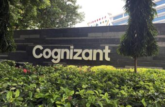 U.S. Halts Cognizant’s Green-Card Applications Amid Fraud Probe U.S. Halts Cognizant’s Green-Card Applications Amid Fraud Probe