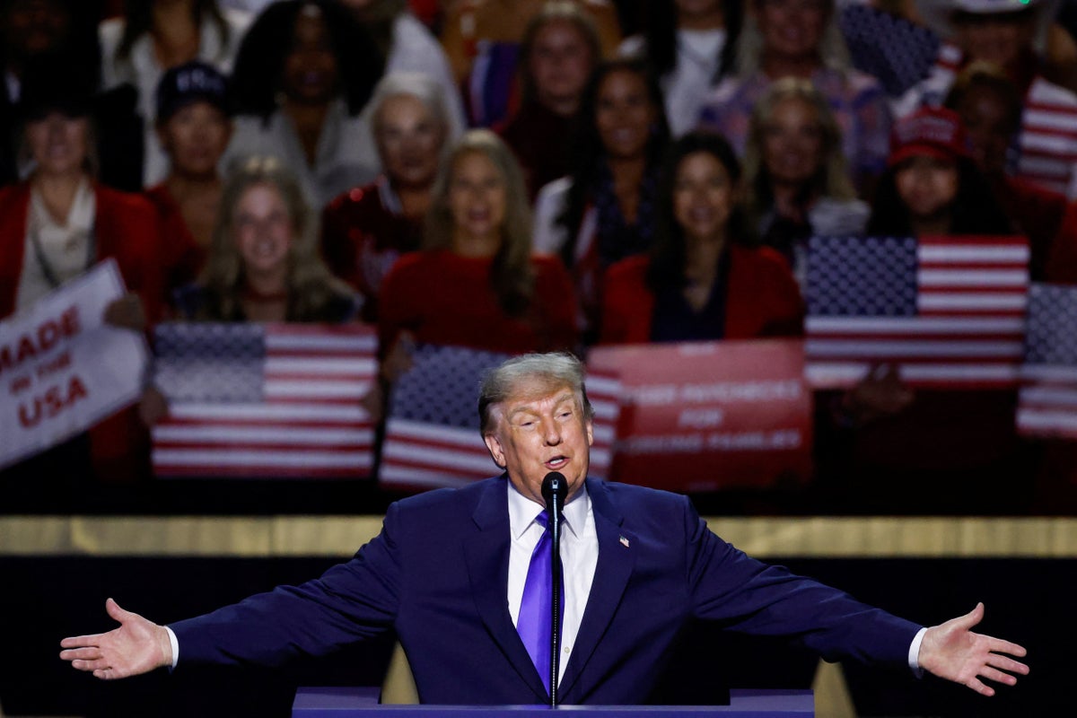 Trump Promises ,000 ‘Dividend’ to Adults If Republicans Win 2026 Midterms