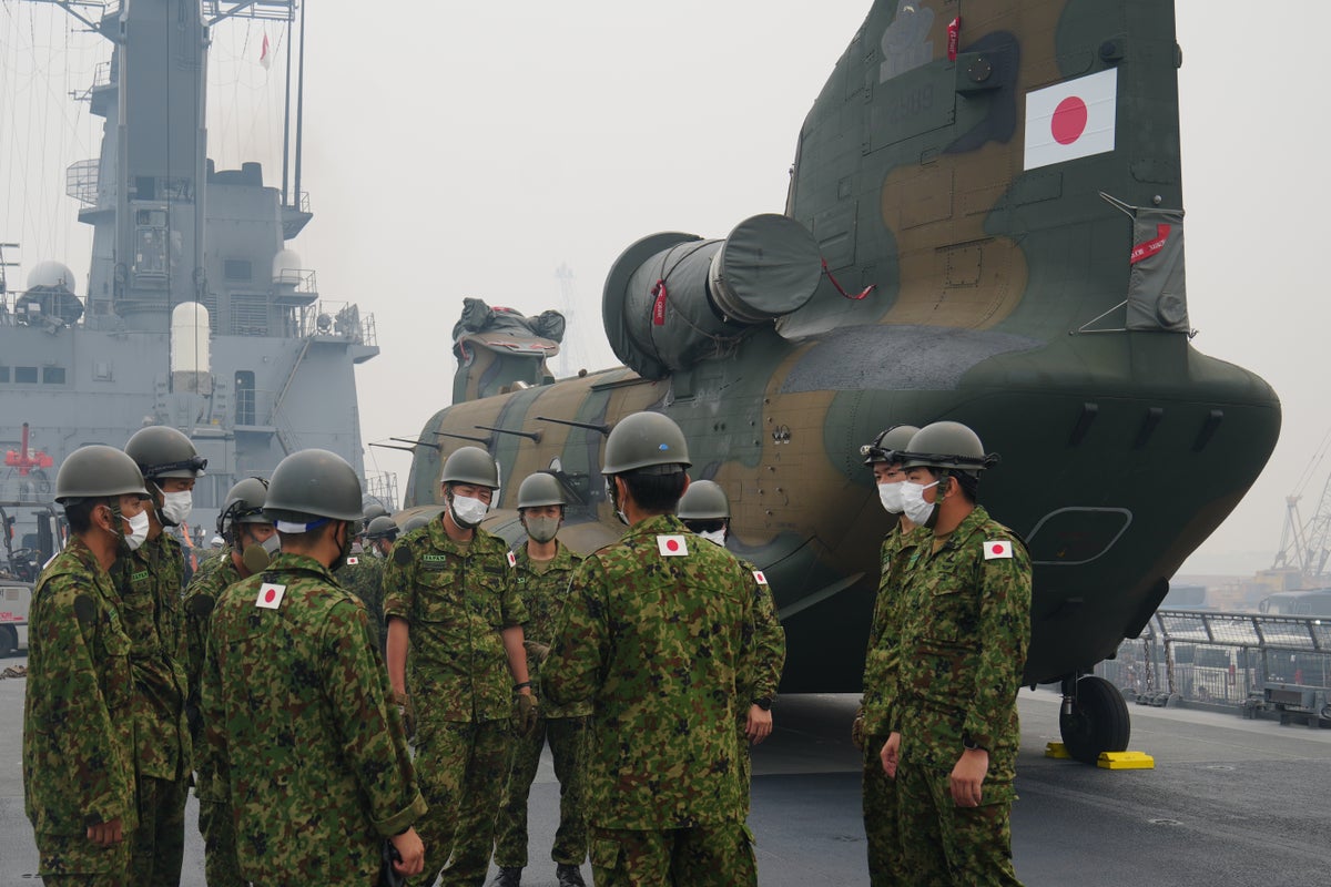Japan Launches First Overseas Firefighting Mission to Aid Indonesia’s Borneo Wildfires Japan Launches First Overseas Firefighting Mission to Aid Indonesia’s Borneo Wildfires