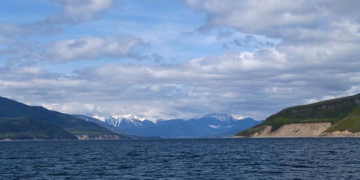 Mysterious Floating Island Reappears in Canadian Reservoir, Baffling Officials Mysterious Floating Island Reappears in Canadian Reservoir, Baffling Officials