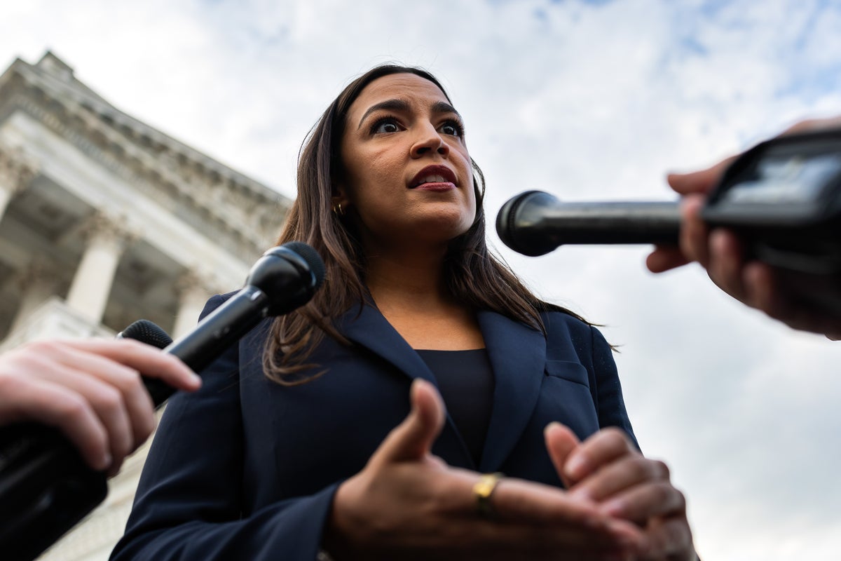 AOC Proposes Data Center at Mar-a-Lago in Response to Trump’s Support AOC Proposes Data Center at Mar-a-Lago in Response to Trump’s Support