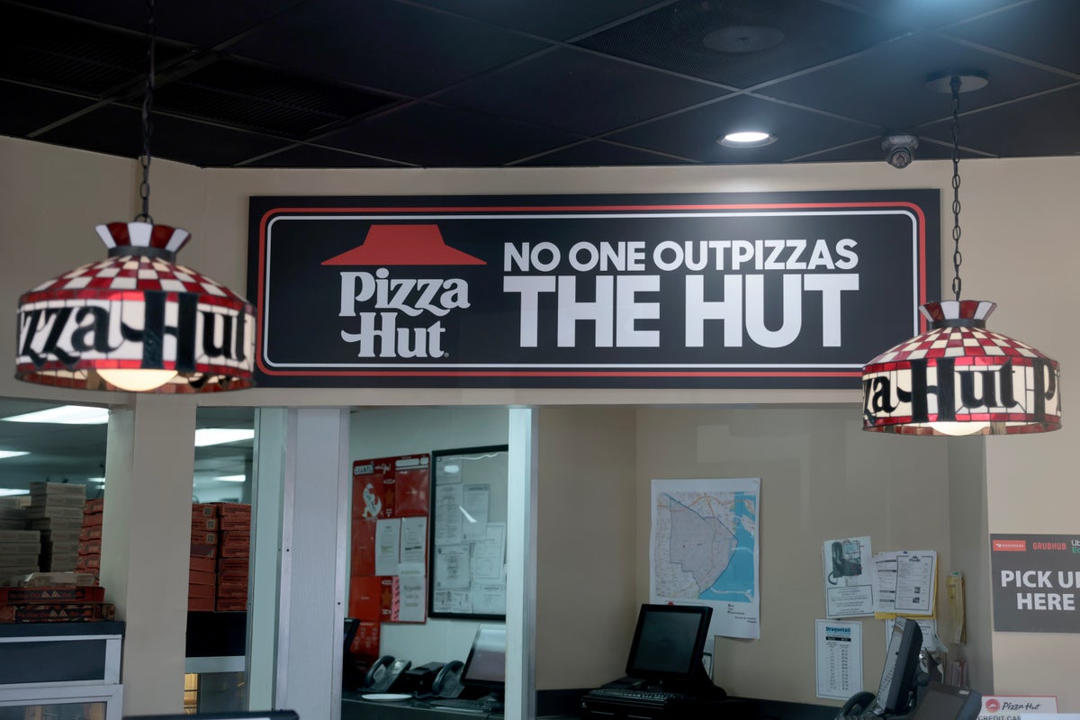 Pizza Hut Changes Hands: Yum! Brands Sells Global Operations for .5 Billion