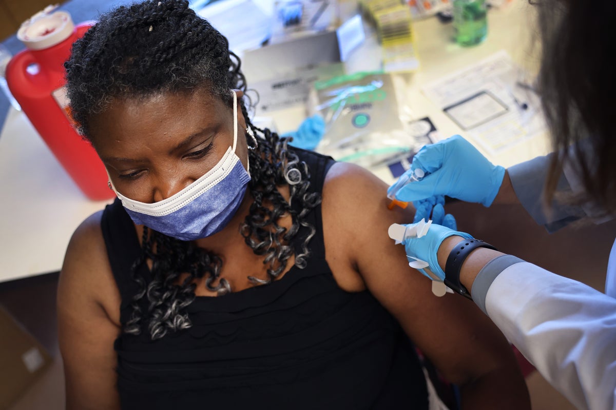 Experts Urge Early Flu Vaccination Amid Rising Covid Cases Experts Urge Early Flu Vaccination Amid Rising Covid Cases
