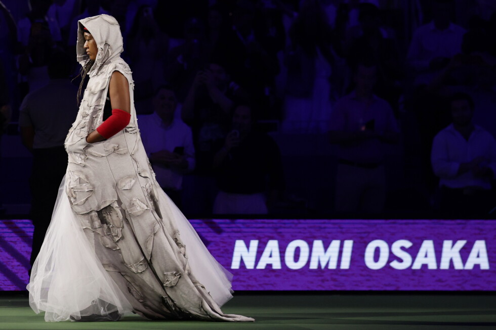 Naomi Osaka Pays Homage to Allen Iverson at U.S. Open with Unique Outfit Naomi Osaka Pays Homage to Allen Iverson at U.S. Open with Unique Outfit