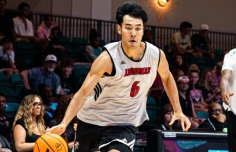 Chinese Basketball Stars Forge New Paths in American College Hoops Chinese Basketball Stars Forge New Paths in American College Hoops