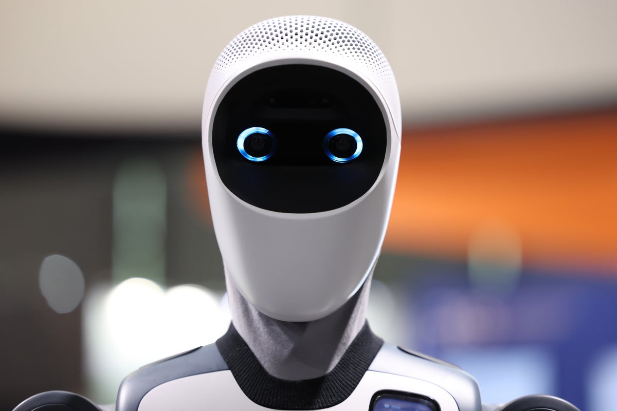 Humanoid Robot Market Projected to Dwarf Auto Industry as Personal AI Companions Rise Humanoid Robot Market Projected to Dwarf Auto Industry as Personal AI Companions Rise
