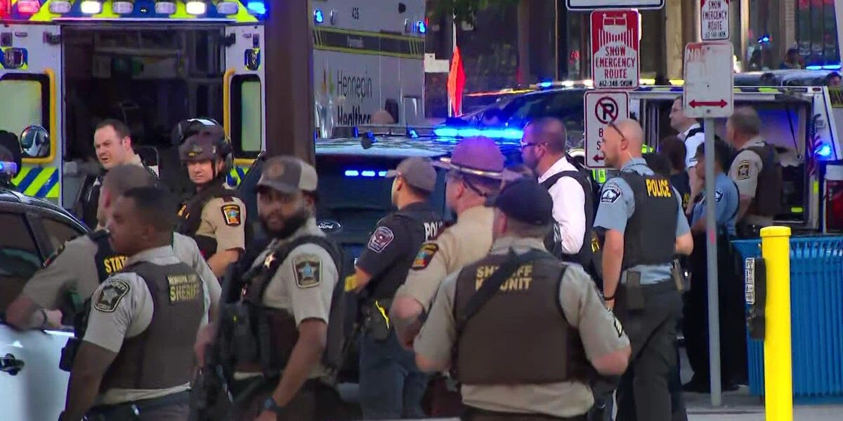 Two Police Officers Among Multiple Victims Shot in Downtown Minneapolis Two Police Officers Among Multiple Victims Shot in Downtown Minneapolis