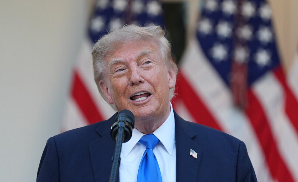 Trump Vows Full-Court Press for GOP Midterms, Urges Candidates to Lean Into White House Record